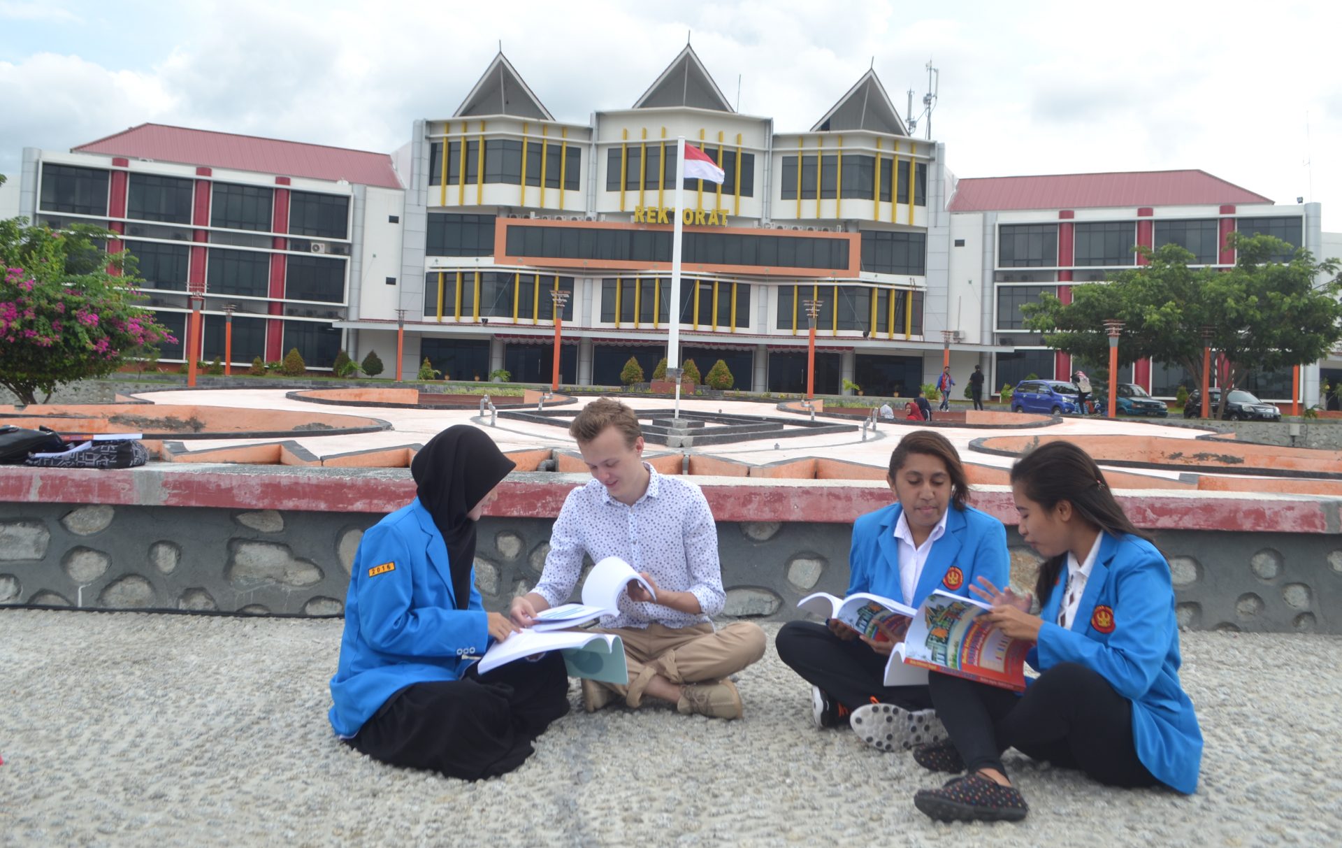 Jagungbet # Situs Slot Kakek Zeus Gacor Hanya Bet 200 Di Jamin Maxwin hari Ini Pasti Menang